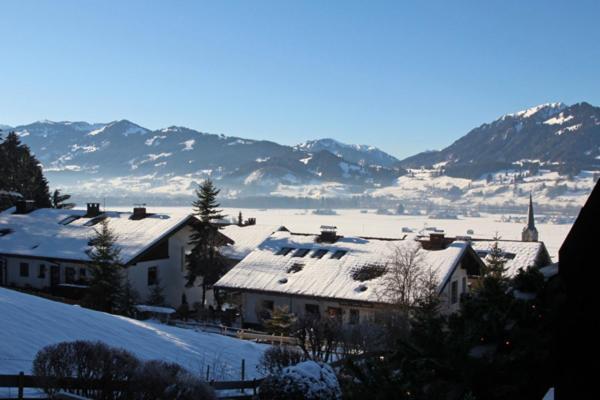 Chaletwohnung Allgaeutraum In Ruhiger Lage Von Burgberg Unterhalb Vom Gruenten Exterior foto